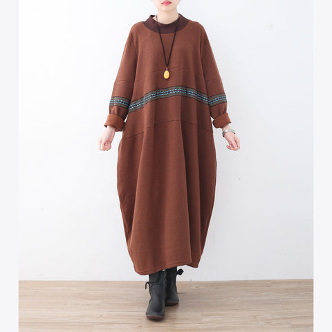 Boutique braunes Pulloverkleid Herbstmode Patchwork Pullover feines High Neck Winterkleid 