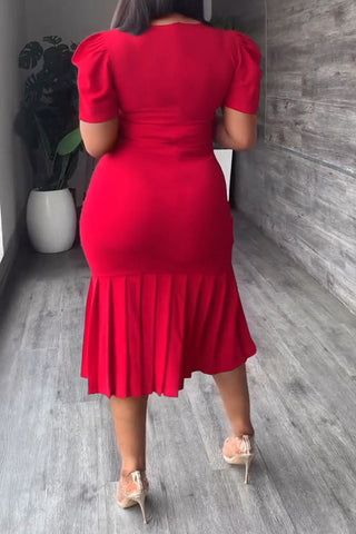 Vestido midi plisado de moda con cuello redondo, manga corta y falda a la cadera