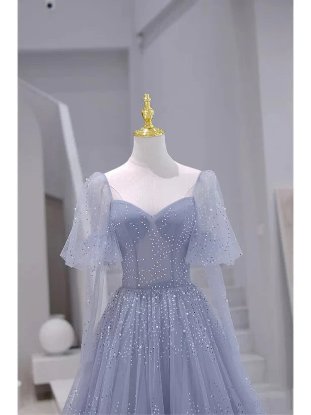 Glitzerndes Tüll-Abendkleid mit kurzen Ärmeln, langem Sweetheart-Ausschnitt, A-Linie, Blaues Ballkleid