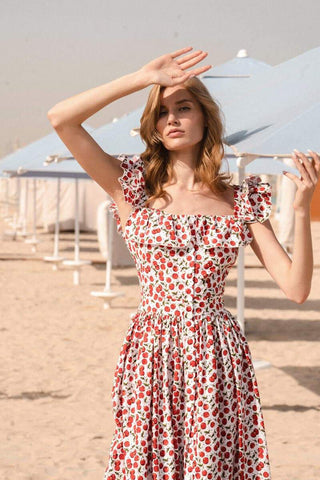 Vestido midi con volantes y estampado de cerezas de Griselda 