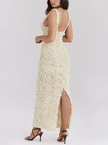 Vestido largo de tubo con abertura y apliques florales de rosas para fiesta 
