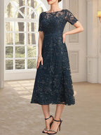 A-Linien-Kleid mit Rundhalsausschnitt, Illusion-Ausschnitt, Teelänge, Spitze und Pailletten für die Mutter der Braut
