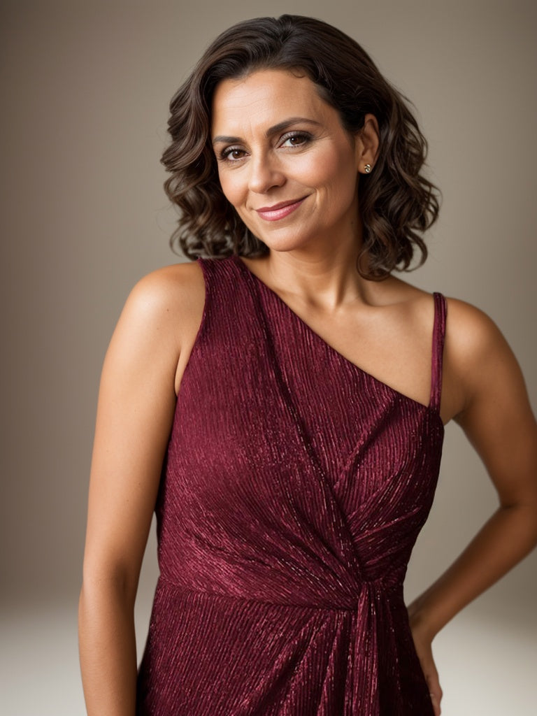 Rubinrotes Etuikleid mit One-Shoulder-Schulter und Metallic-Mesh-Optik, Brautmutterkleid