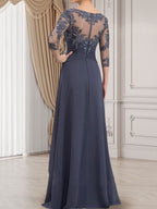 A-Linien-Kleid mit U-Boot-Ausschnitt, Illusion-Effekt, bodenlang, aus Chiffon und Spitze, mit Kaskadenrüschen – perfekt für die Mutter der Braut