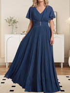 A-Linien-Chiffonkleid mit V-Ausschnitt, bodenlang, für die Mutter der Braut, mit Kristallbrosche und Falten 