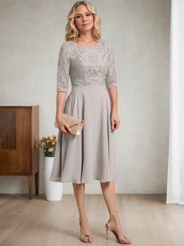 A-Linien-Kleid aus Chiffon mit Rundhalsausschnitt und knielangem Schnitt – das perfekte Kleid für die Mutter der Braut