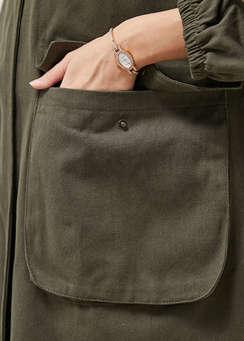 Edler Armeegrüner Baumwollmantel mit übergroßen Taschen für den Frühling 