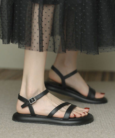 Sandalias casuales de agua con tiras y hebillas color caqui con punta abierta 