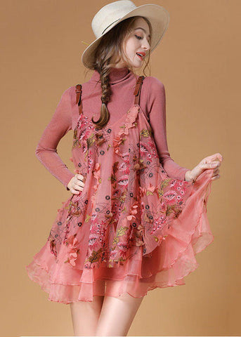Hermoso conjunto de dos piezas de organza bordada con cuello de tortuga rosa para primavera 