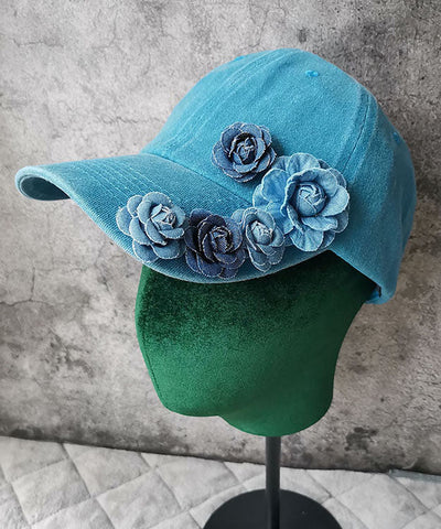 Gorra de béisbol vaquera con elegante decoración floral azul 