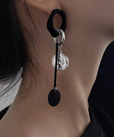 Pendientes colgantes con borlas de disco de cobre negro hechos a mano 