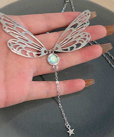 Collar elegante con colgante de borla y alas de mariposa con gemas de aleación de seda 