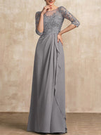 A-Linien-Kleid mit U-Boot-Ausschnitt, Illusion-Effekt, bodenlang, aus Chiffon und Spitze, mit Perlen, Pailletten und kaskadenartigen Rüschen – perfekt für die Mutter der Braut.