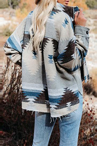 Oberbekleidung mit Vintage-Print und Umlegekragen mit Taschenschnalle 