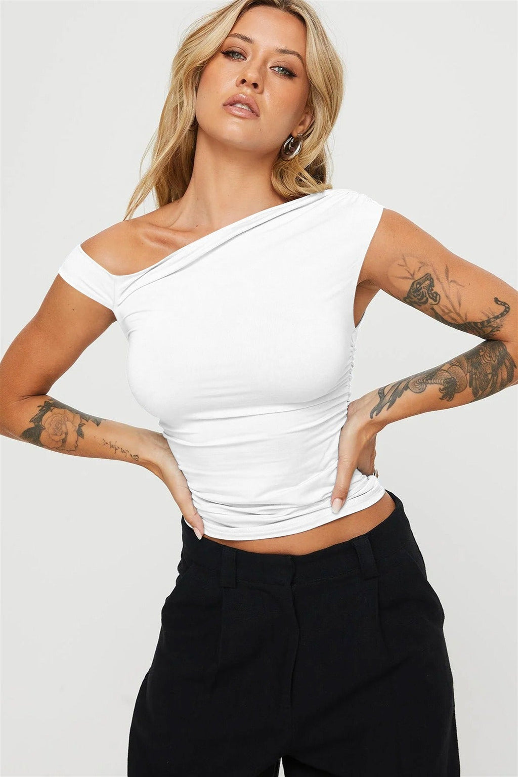 Asym Neck Ruched Slim Blouse