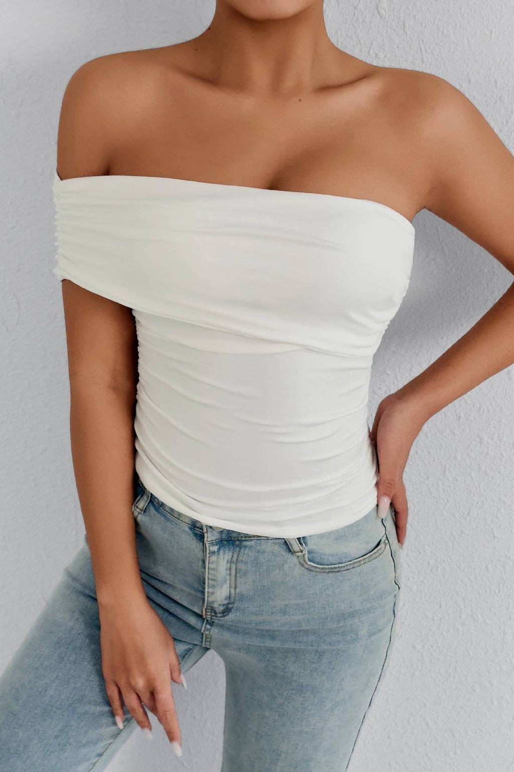 Solid One Shoulder Tube Fitted Blouse