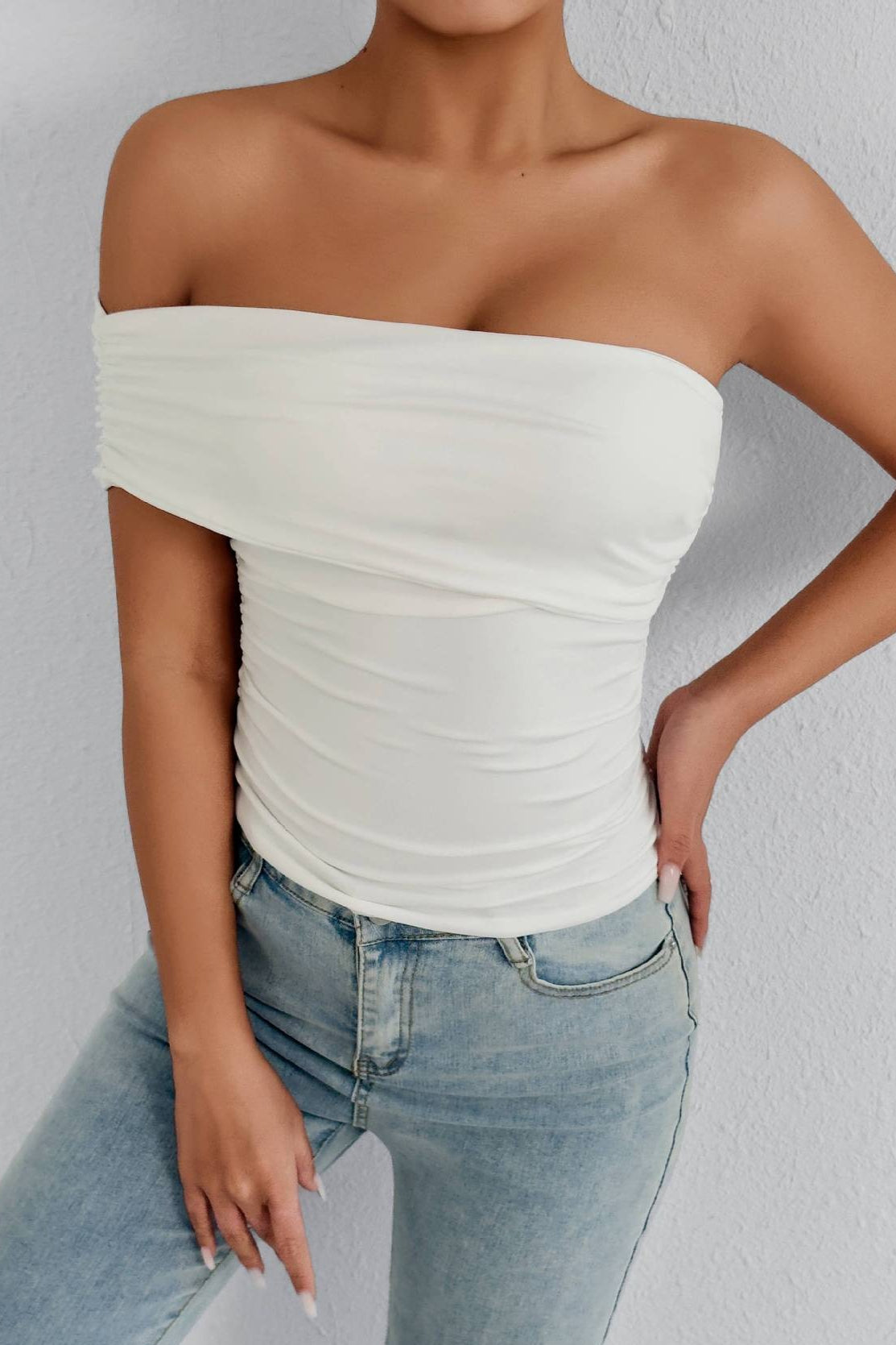 Solid One Shoulder Tube Fitted Blouse
