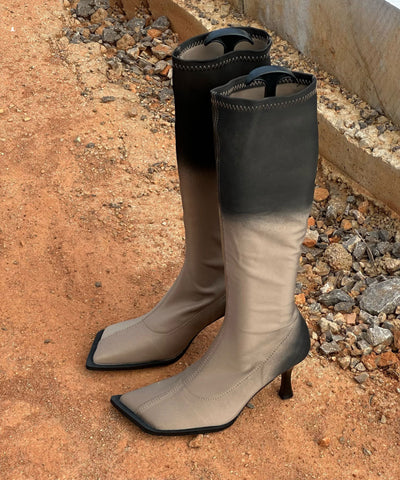 Botas de tacón alto con diseño original de empalme de piel sintética en degradado gris 