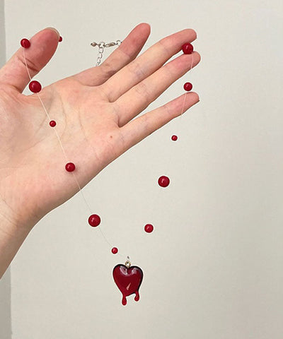 Moderne Halskette mit Anhänger „Love“ aus Mulberry-Legierung 