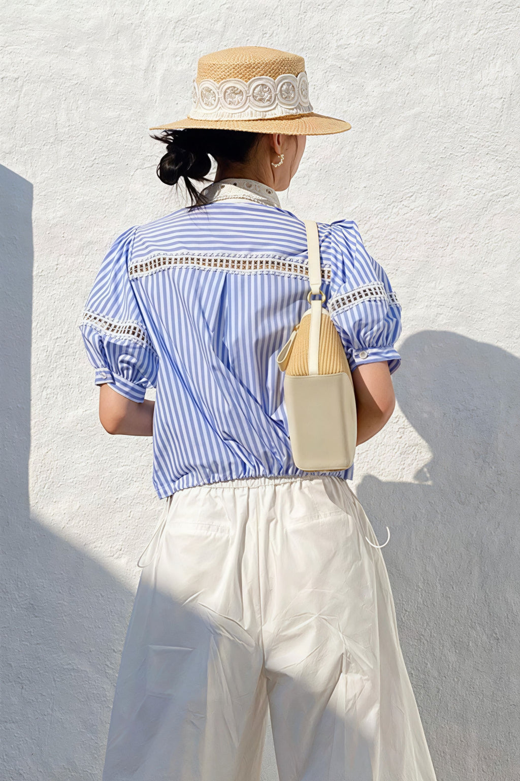 Chic Stripe Lace Puff Sleeve Blouse