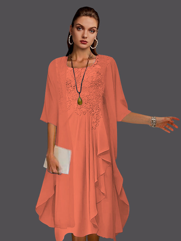 Zweiteiliges, ärmelloses A-Linien-Kleid aus Chiffonspitze mit Faltenapplikationen 