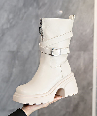 Bequeme braune, klobige Stiefel mit flauschigem Wollfutter 