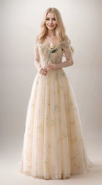 Vestido de fiesta largo estilo princesa con hombros descubiertos, mangas desmontables y tul con encaje floral