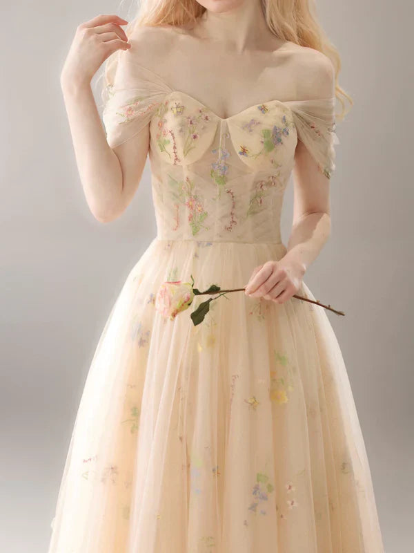 Vestido de fiesta largo estilo princesa con hombros descubiertos, mangas desmontables y tul con encaje floral