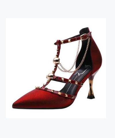 Wunderschöne Mulberry Sandalen mit spitzer Zehenpartie und ausgehöhlten Nieten 
