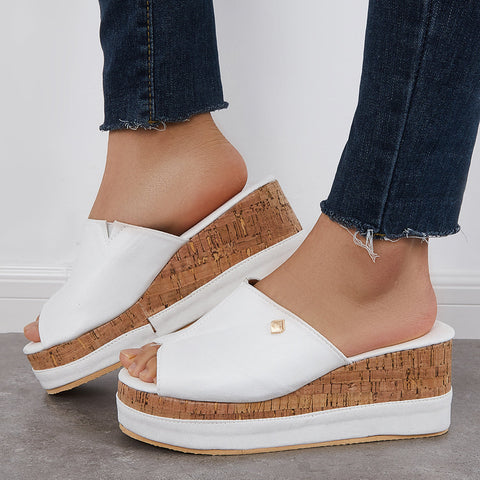 Bequeme Slip-on-Sandalen mit Korkfußbett und Plateau-Keilabsatz 