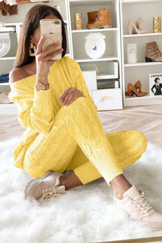 Set aus Zopfmusterpullover und Slim-Fit-Hose mit hohem Tragekomfort 
