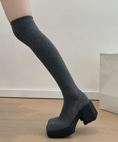 Nuevas botas hasta la rodilla de tacón grueso con empalme elegante de tejido de punto gris 