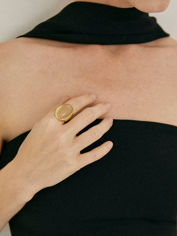 Anillo de cristal amarillo brillante 