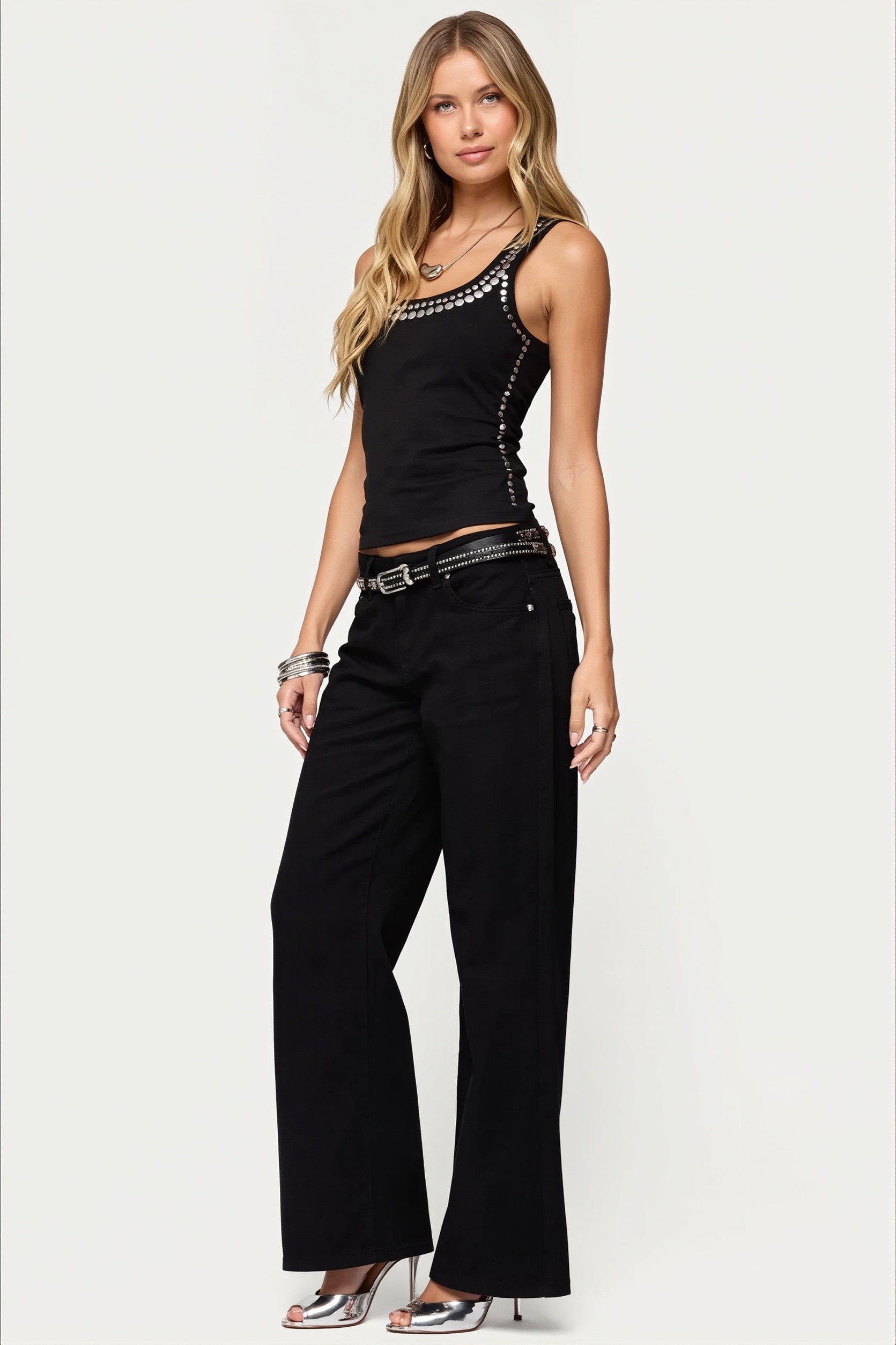 Chic Metal Stud Round Neck Fitted Tank Top