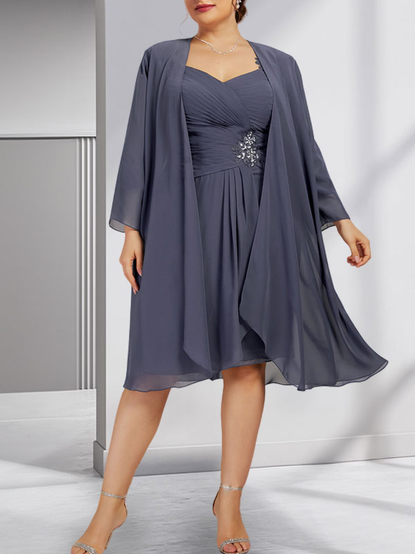 Etuikleid/Säulenkleid mit Herzausschnitt, knielang, aus Chiffon für die Mutter der Braut mit Perlenapplikationen, Spitze, Pailletten und Falten