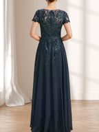 Etuikleid/Säulenkleid mit Illusion-Ausschnitt, bodenlang, aus Chiffon und Spitze mit Pailletten für die Mutter der Braut