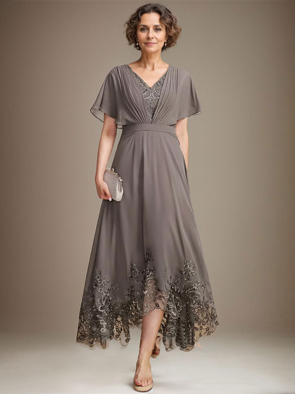A-Linien-Kleid aus Chiffon mit asymmetrischem V-Ausschnitt und Spitze für die Mutter der Braut mit Falten