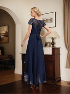 A-Linien-Kleid mit asymmetrischem Chiffon-Spitzenausschnitt, Schleife, Rüschen und Pailletten für die Mutter der Braut 