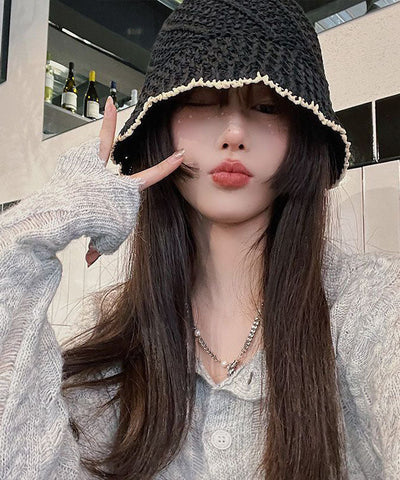 Handgemachte schwarze Bucket Hat aus Strick mit Hohlsaum 