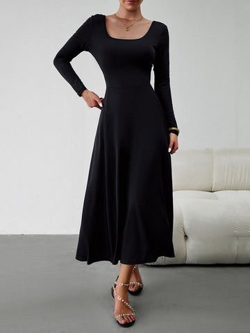 Vestidos midi de corte A, cintura alta, color liso, cintura anudada y cuello en U 