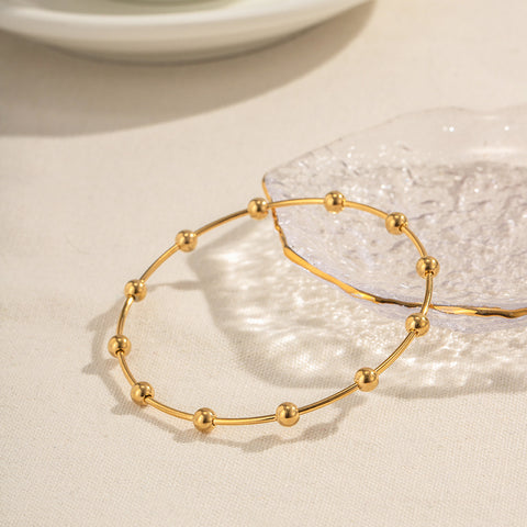 Minimalistisches elegantes Perlenarmband