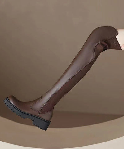 Stilvolle, klobige Overknee-Stiefel aus schwarzem Kunstleder 