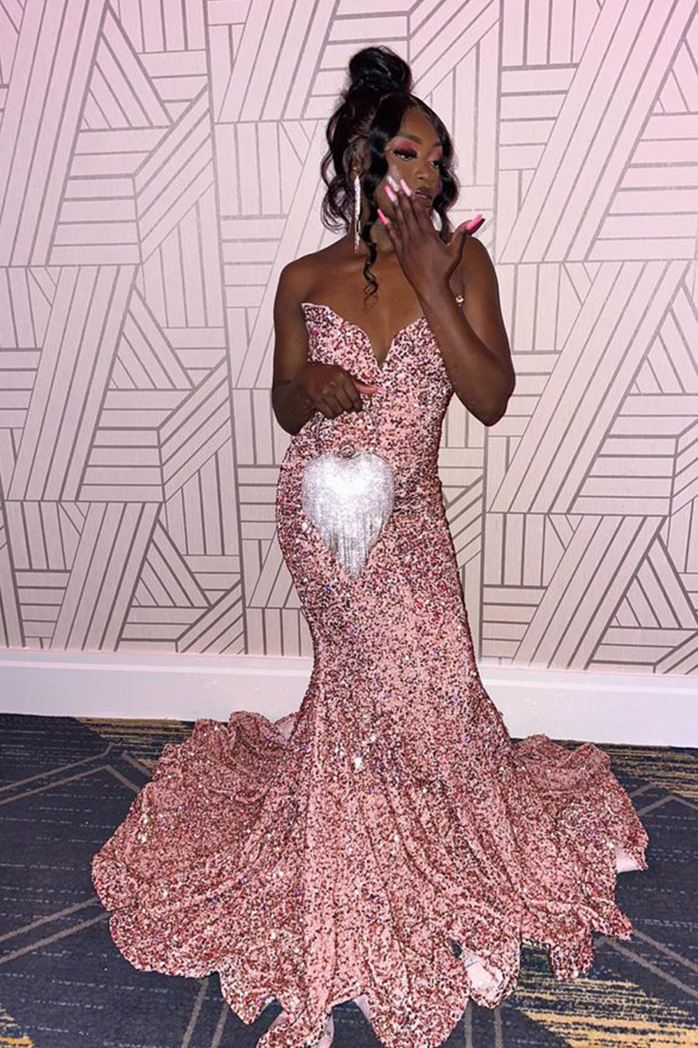 Mermaid Fuchsia Sequins Long Prom Dress