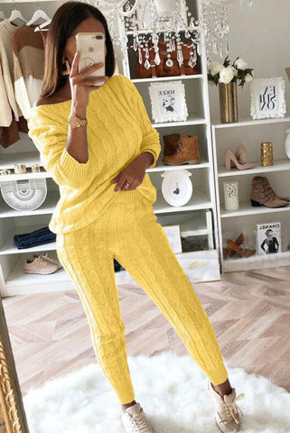 Set aus Zopfmusterpullover und Slim-Fit-Hose mit hohem Tragekomfort 