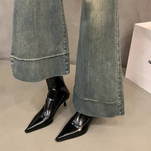 - Otoño e Invierno Nuevos Zapatos de Mujer Botas Cortas Francesas de Tacón Alto Puntiagudas Zapatos de Mujer Botas Delgadas de Felpa Botines Pequeños Coreanos 
