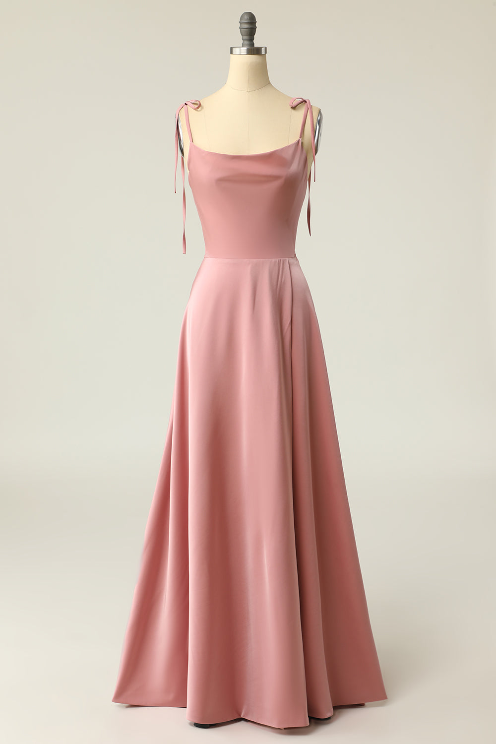 Vestido de fiesta largo verde claro con tirantes finos y corte en A