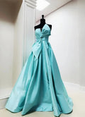 Vestido de fiesta moderno sin tirantes hasta el suelo con abertura