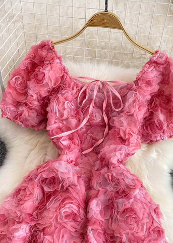 Vestido midi de tul con flores y cuello cuadrado, mangas abullonadas y estampado floral 