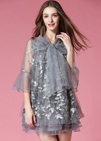 Vestido de verano de organza calada con lazo bordado gris para mujer 