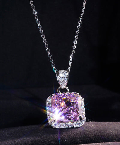 Elegante collar con colgante de piedra preciosa de circonita morada de acero inoxidable 
